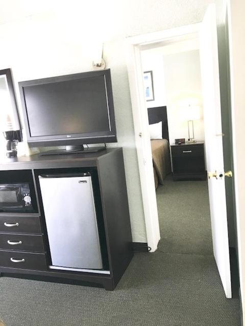 Ocean Plaza Motel Myrtle Beach Buitenkant foto